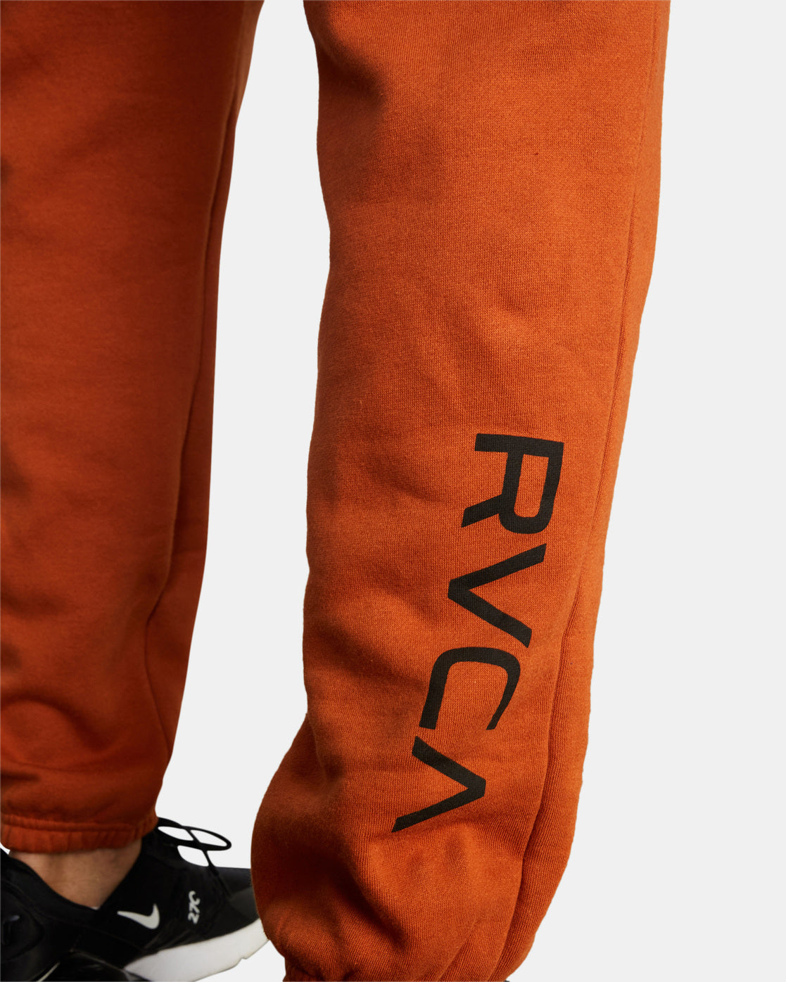 RVCA SWIFT SWEATPANTS - KSW0